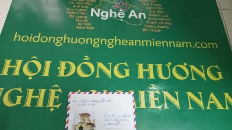 Hội đến thăm hỏi tặng quà động viên gia đình anh Trần Đình Bé thành viên 022 HV 210