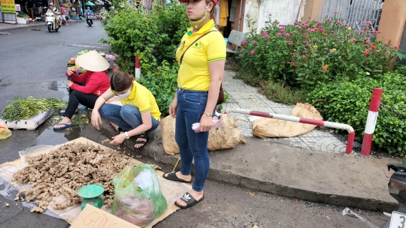 Hội Đồng Hương Nghệ An Miền Nam hỗ trợ giải cứu 2 tấn gừng cho bà con huyện Kỳ Sơn